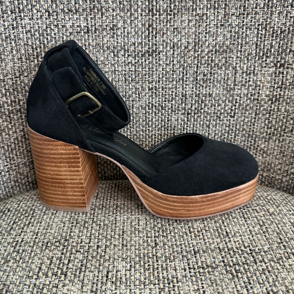 House of Harlow Tanner Heeled Sandal Size 7 1/2 EUC Platform - Picture 6 of 8